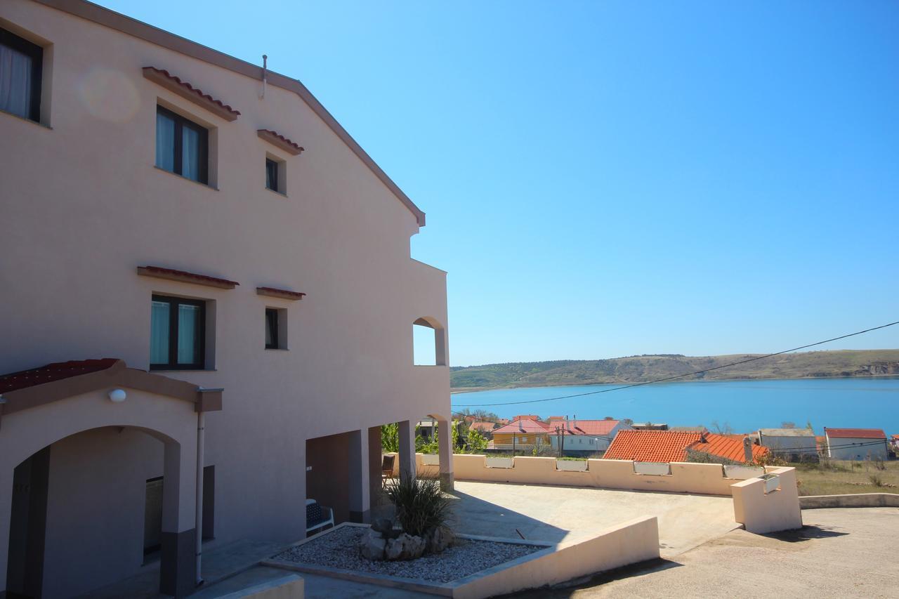 Apartments Njaco Ražanac Exterior foto