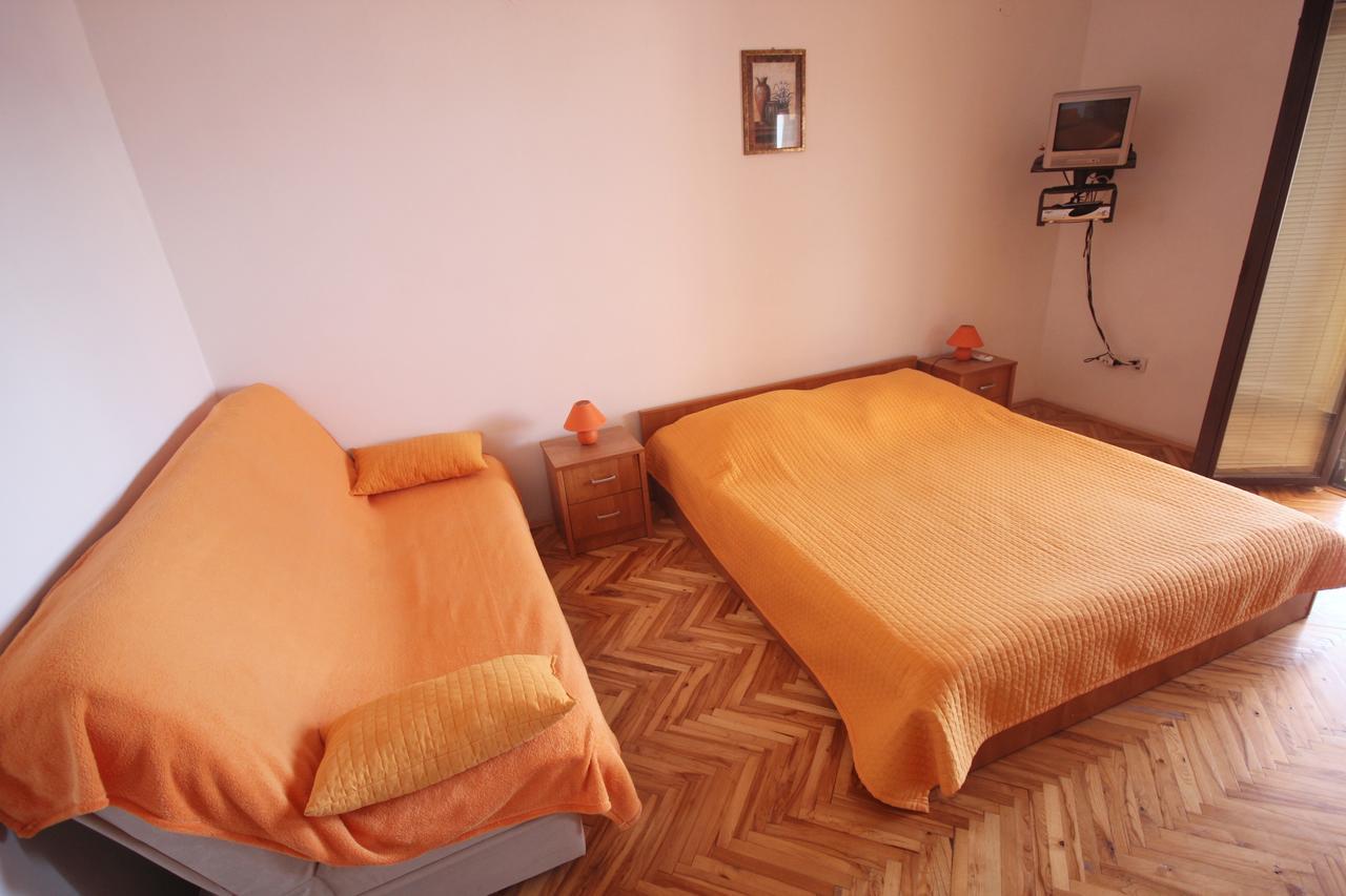 Apartments Njaco Ražanac Zimmer foto